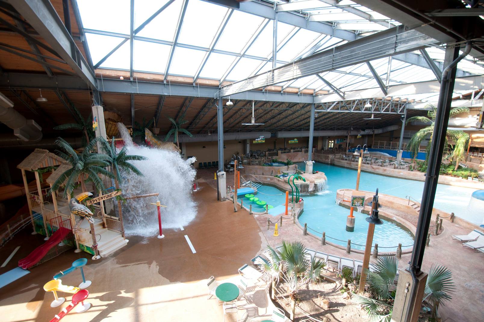 H2Oooohh Indoor Waterpark at Split Rock Resort