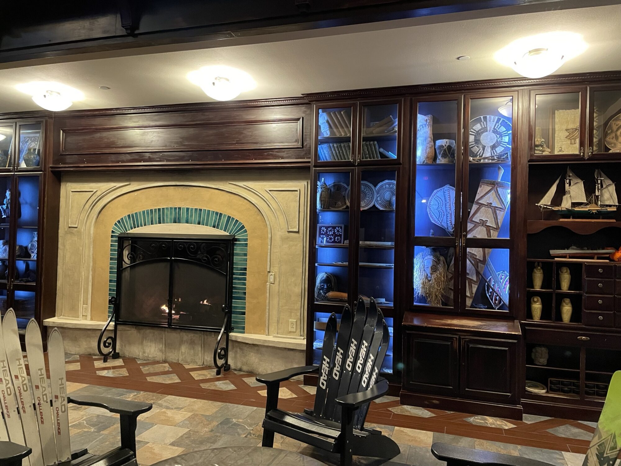 lobby fireplace at camelback lodge