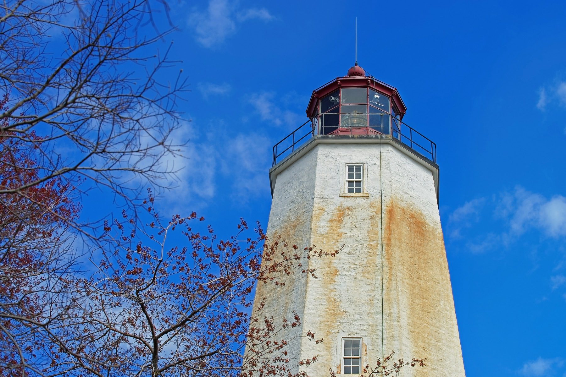 beaches closest to pennsylvania sandy hook lighthouse